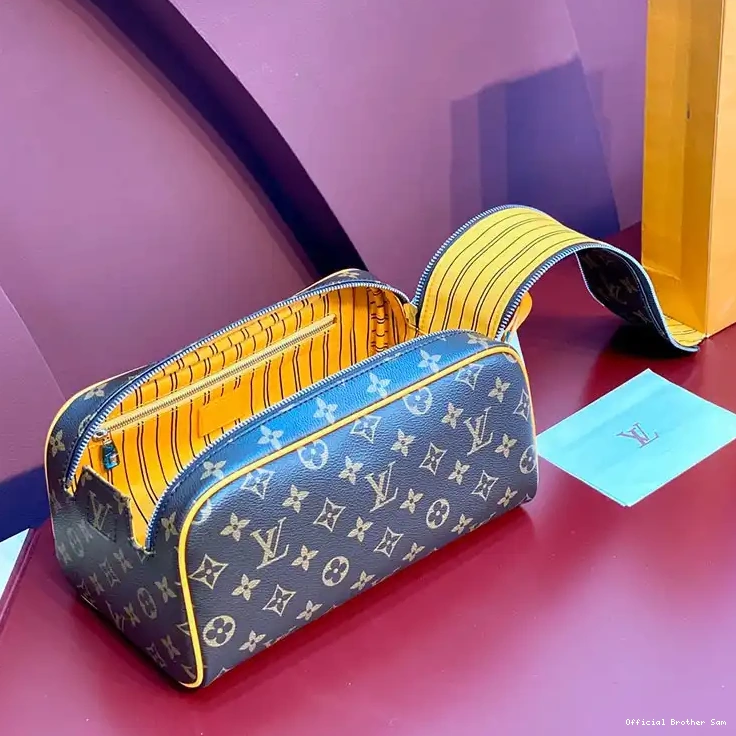 Official Brother Sam 2410YA0130 LV Bags 1025